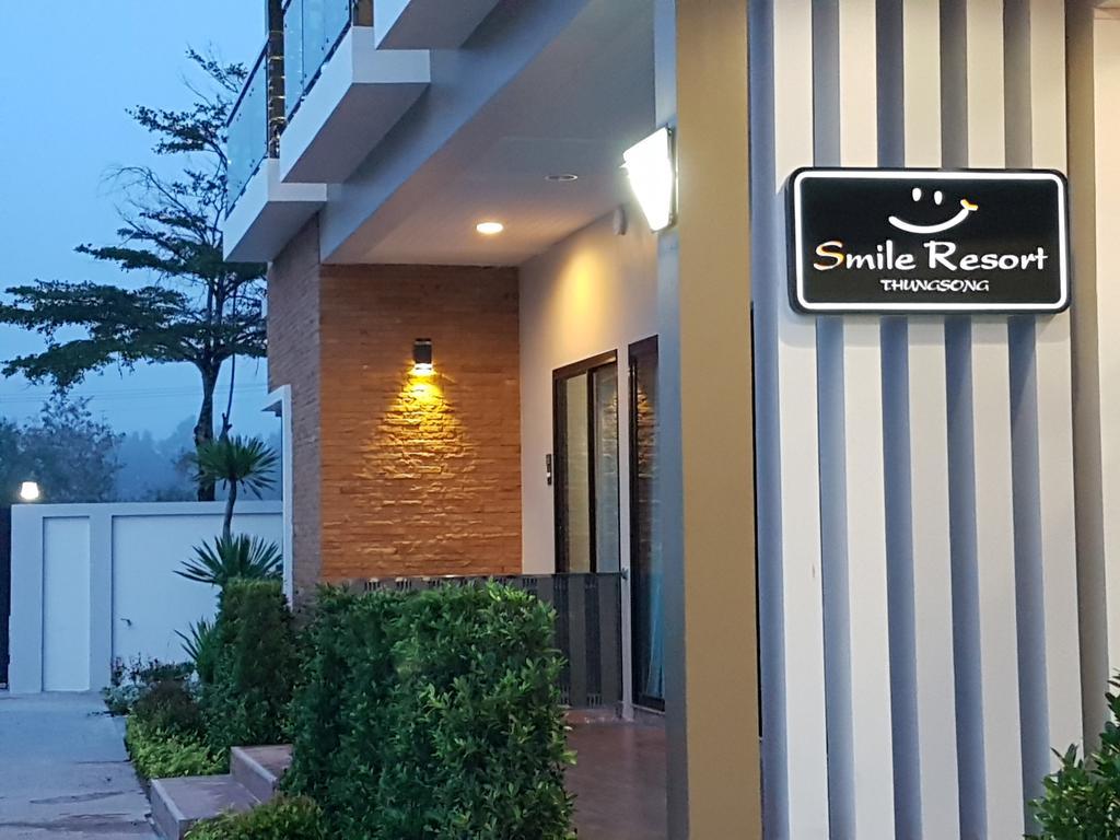 Smile Resort Thungsong Thung Song Esterno foto